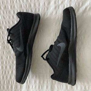 NIKE TRAINING IN SEASON TR 6 SIZE 8